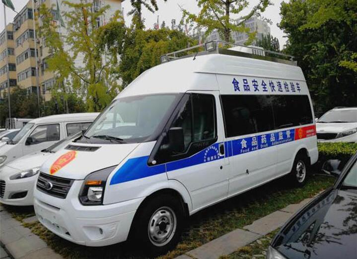 福特全順V348疫苗接種車